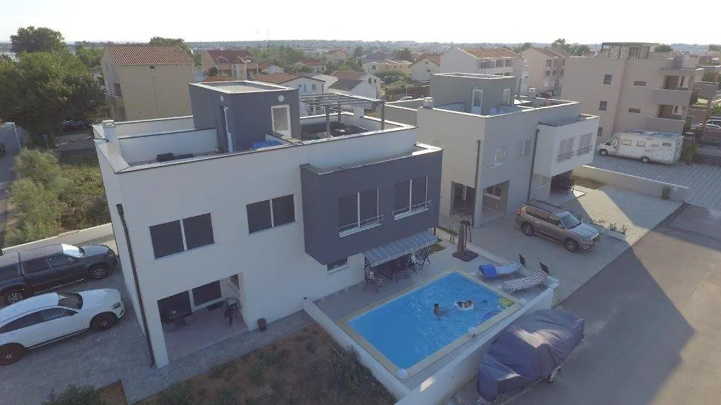 Villa Lana location